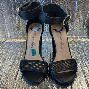 Penny Loves Kenny Black Ankle Strap Heels